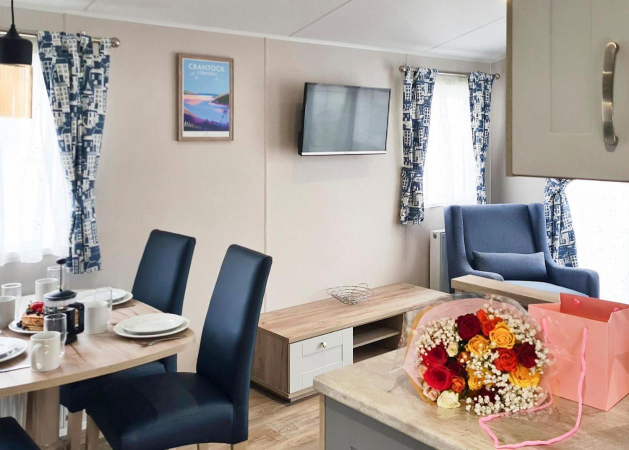 Hendra Park Hotell New Quay Eksteriør bilde